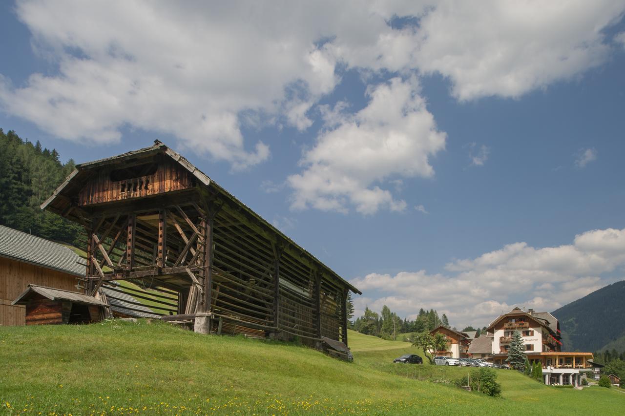 Hotel Nagglerhof Am Weissensee Εξωτερικό φωτογραφία